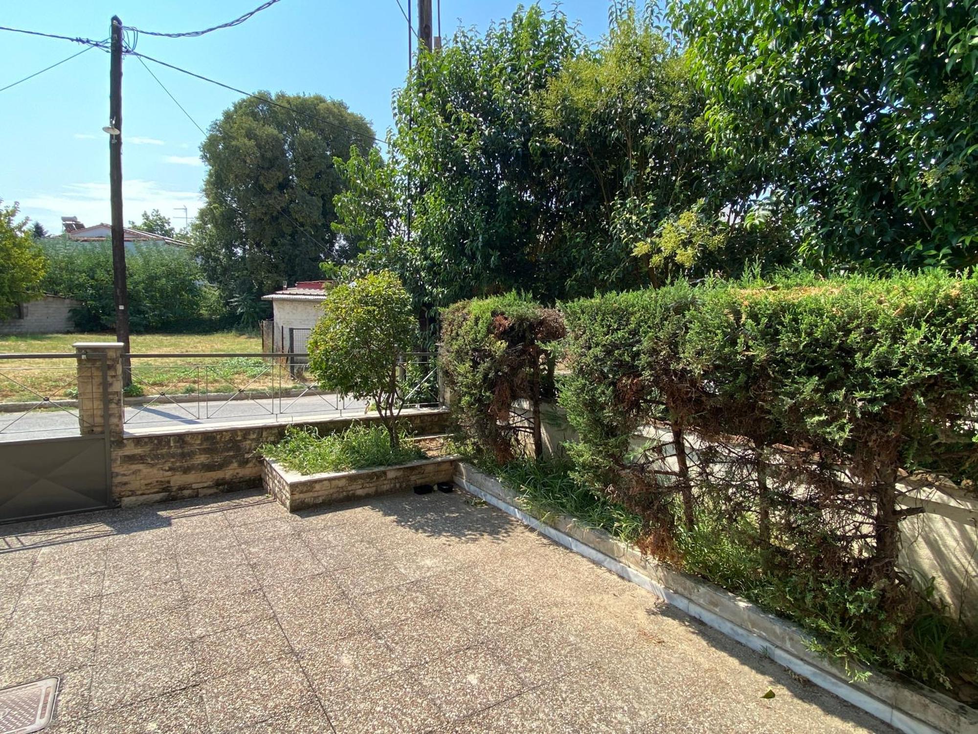 Cozy & Quiet City Apartment Trikala  Exterior photo
